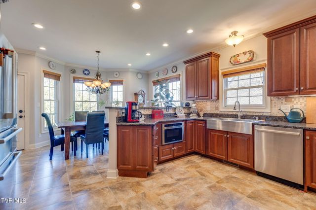 119 Quail Ridge Way, Jonesborough, TN 37659