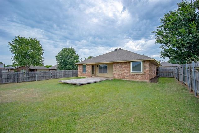 4400 Eagle Owl Drive, Norman, OK 73072