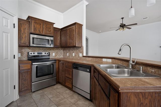 4400 Eagle Owl Drive, Norman, OK 73072