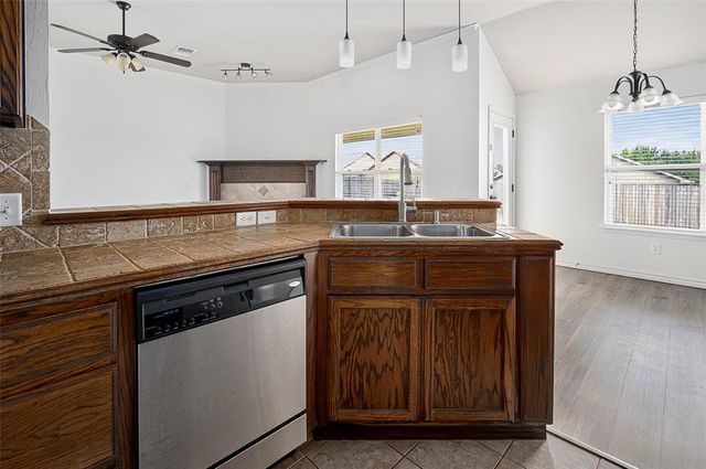 4400 Eagle Owl Drive, Norman, OK 73072