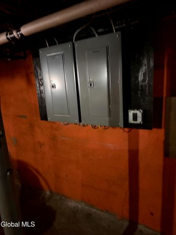 12 E Clinton Street, Johnstown, NY 12095