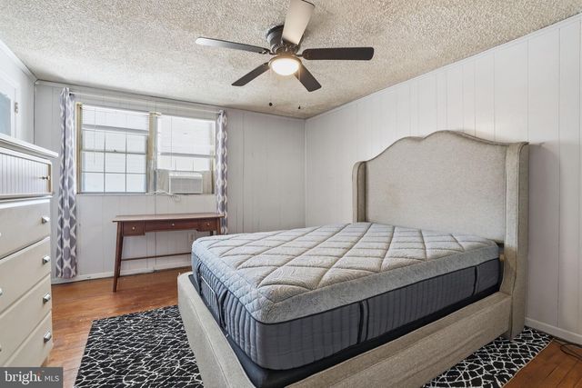 5916 NEWTOWN AVE, Philadelphia, PA 19120