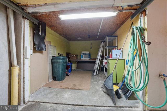 5916 NEWTOWN AVE, Philadelphia, PA 19120