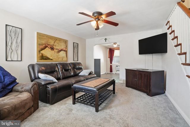 5916 NEWTOWN AVE, Philadelphia, PA 19120