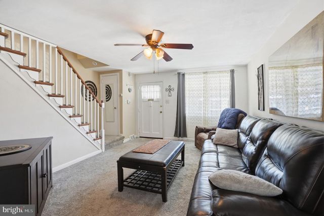 5916 NEWTOWN AVE, Philadelphia, PA 19120