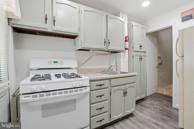 5916 NEWTOWN AVE, Philadelphia, PA 19120