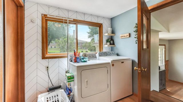 102 S Peterson AVENUE, Blair, WI 54616