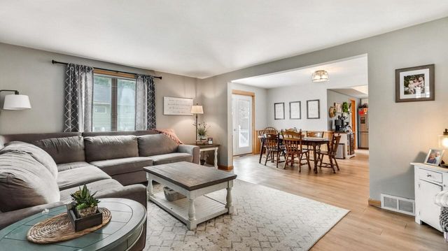 102 S Peterson AVENUE, Blair, WI 54616