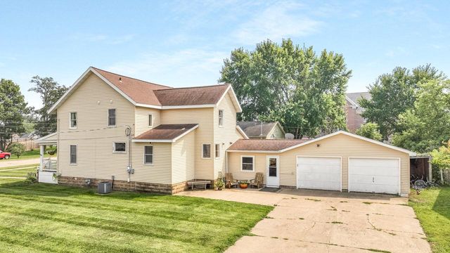 102 S Peterson AVENUE, Blair, WI 54616