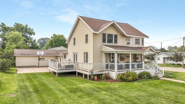 102 S Peterson AVENUE, Blair, WI 54616