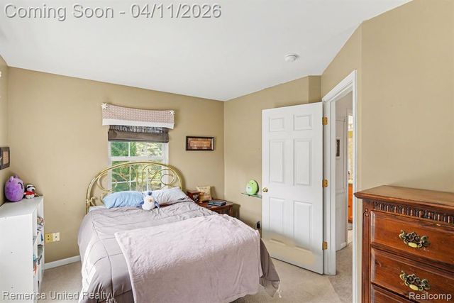 959 S Parkwood Drive, South Lyon, MI 48178