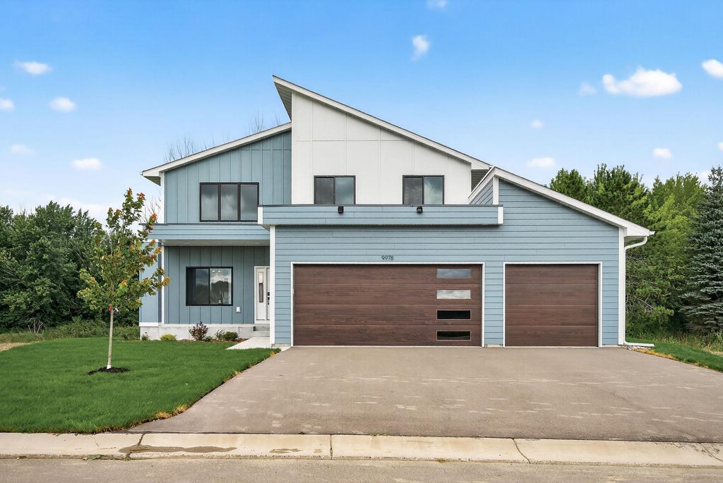 9978 14th Circle NE, Saint Michael, MN 55376