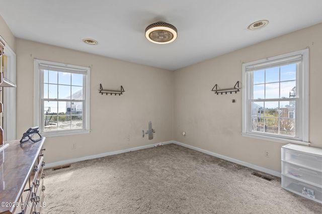 1286 Island Road, Harkers Island, NC 28531