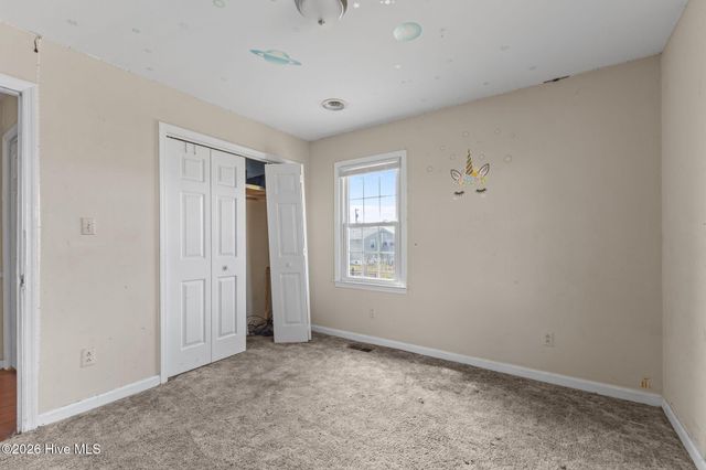 1286 Island Road, Harkers Island, NC 28531