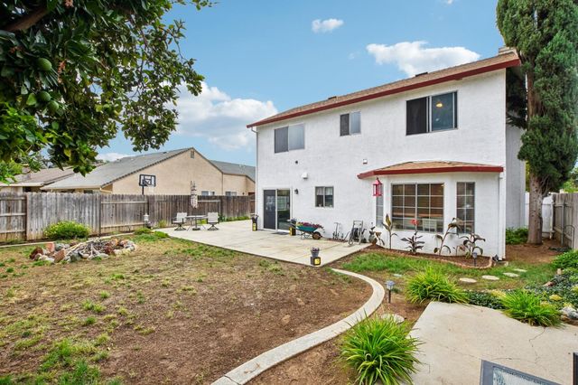 989 Northgate Dr, Yuba City, CA 95991