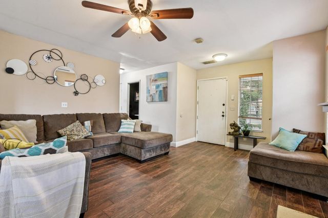 989 Northgate Dr, Yuba City, CA 95991