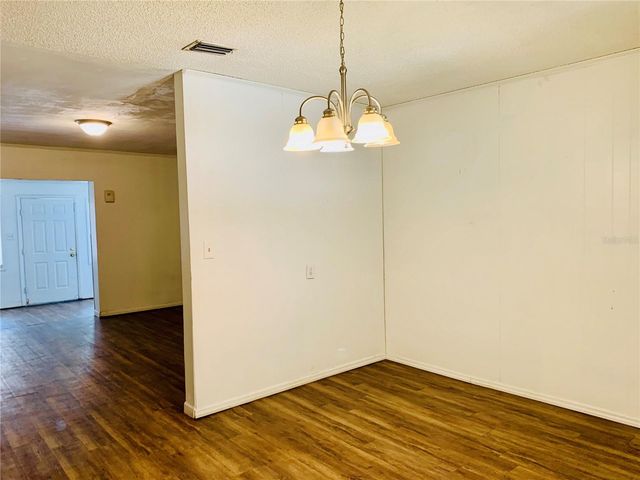 5200 N APOPKA VINELAND ROAD, Orlando, FL 32818