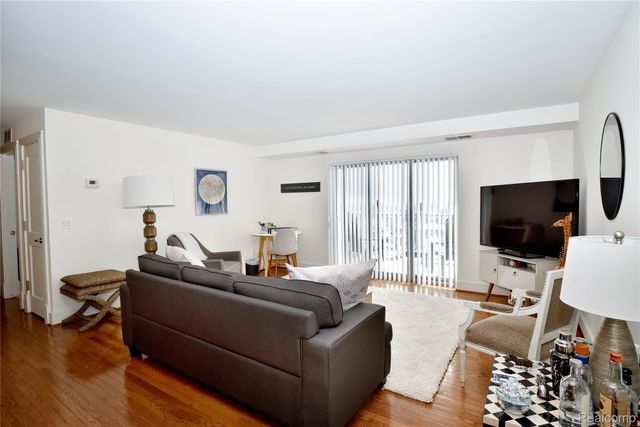 411 S OLD WOODWARD Avenue 1002, Birmingham, MI 48009