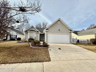 2903 Satterfield Drive, Greenville, NC 27834