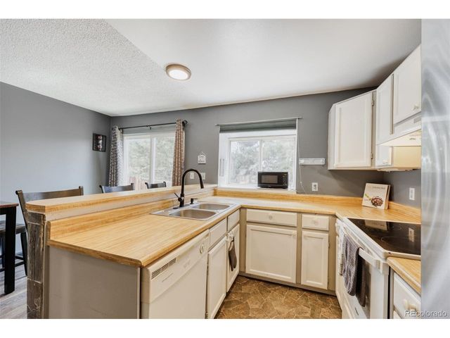 9672 W Chatfield Ave C, Littleton, CO 80128