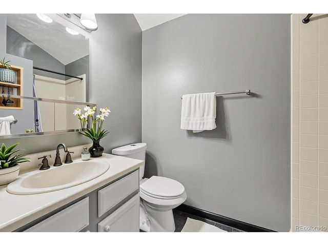9672 W Chatfield Ave C, Littleton, CO 80128