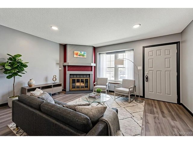 9672 W Chatfield Ave C, Littleton, CO 80128