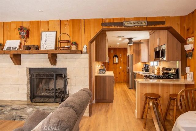 803 Robinhood Boulevard, Big Bear City, CA 92314