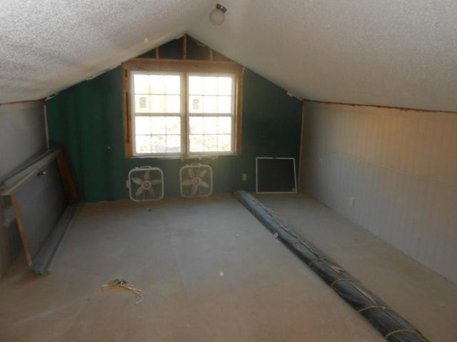2081 Neelys Bend Rd, Madison, TN 37115
