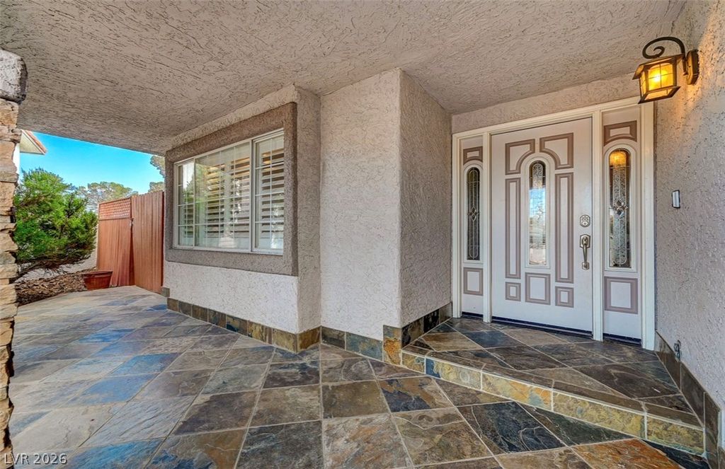 3880 Leisure Lane, Las Vegas, NV 89103