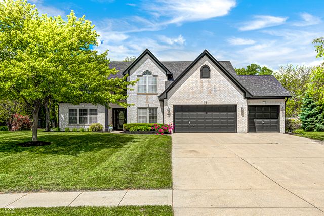1114 Rockwell Drive, Greenwood, IN 46143