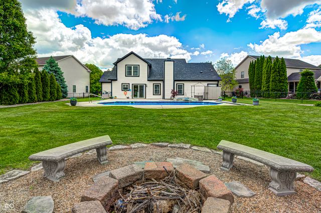 1114 Rockwell Drive, Greenwood, IN 46143