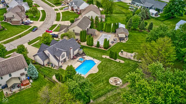 1114 Rockwell Drive, Greenwood, IN 46143
