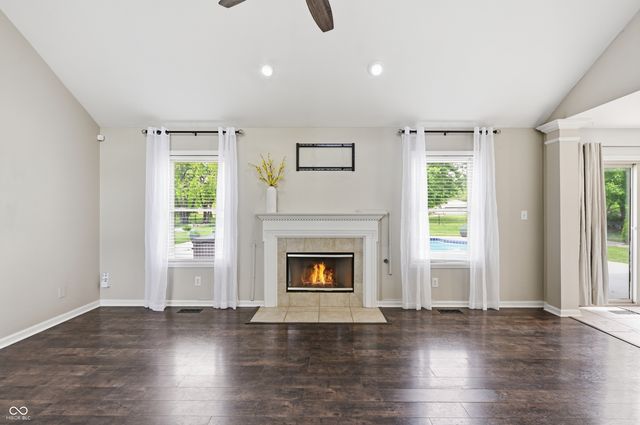 1114 Rockwell Drive, Greenwood, IN 46143