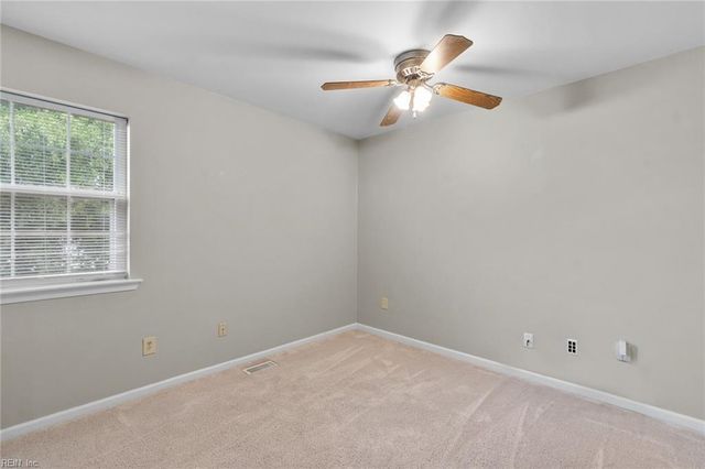 2188 Coach LN, Virginia Beach, VA 23454