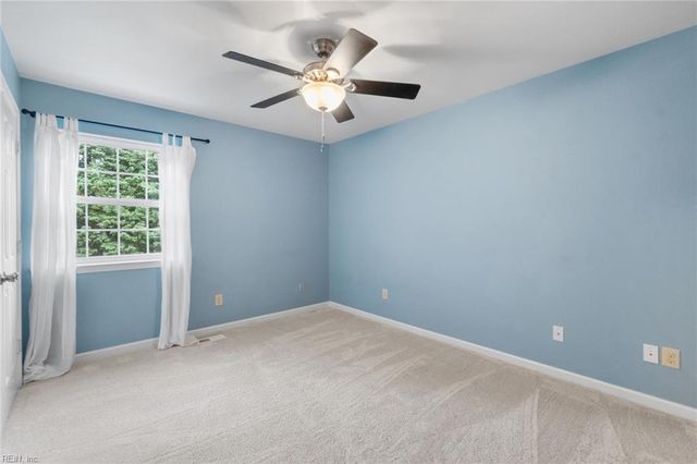 2188 Coach LN, Virginia Beach, VA 23454