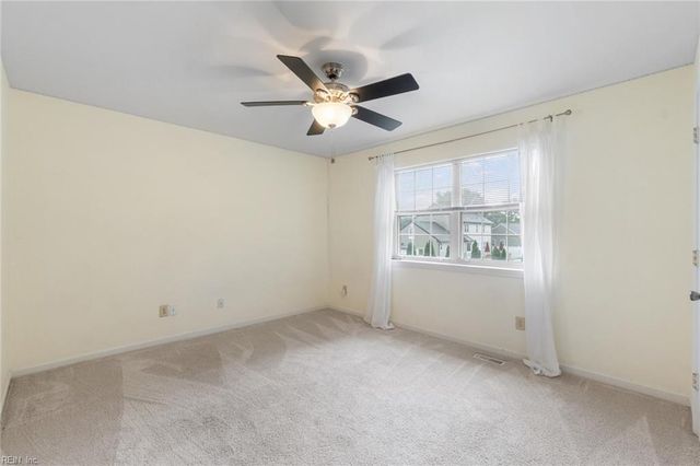 2188 Coach LN, Virginia Beach, VA 23454