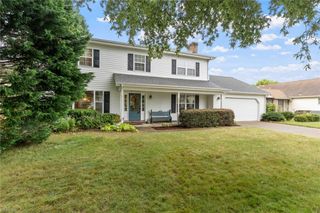 2188 Coach LN, Virginia Beach, VA 23454