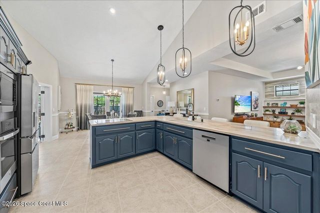 560 Veracruz Boulevard, Indialantic, FL 32903