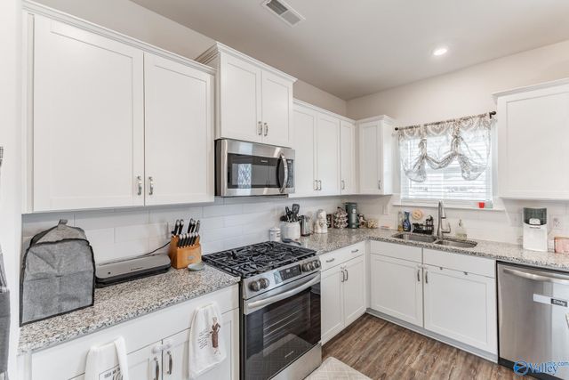 228 School House Drive, Decatur, AL 35603