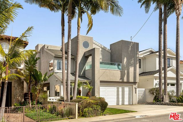 2606 Pacific Avenue, Manhattan Beach, CA 90266