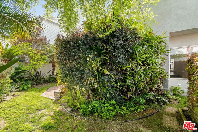 2606 Pacific Avenue, Manhattan Beach, CA 90266