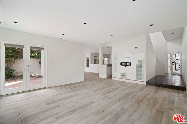 2606 Pacific Avenue, Manhattan Beach, CA 90266