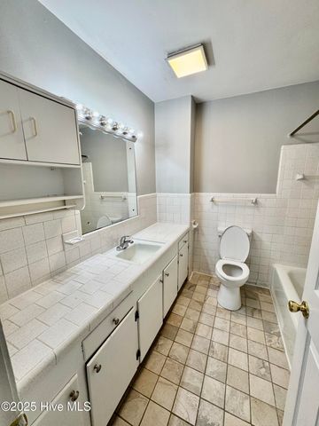 1307 Willow Street A, Greenville, NC 27858