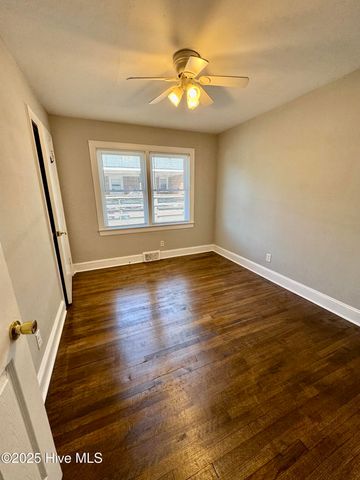 1307 Willow Street A, Greenville, NC 27858