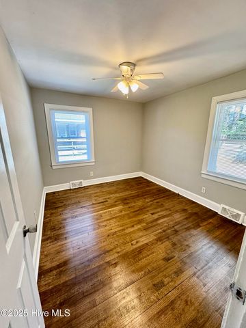 1307 Willow Street A, Greenville, NC 27858