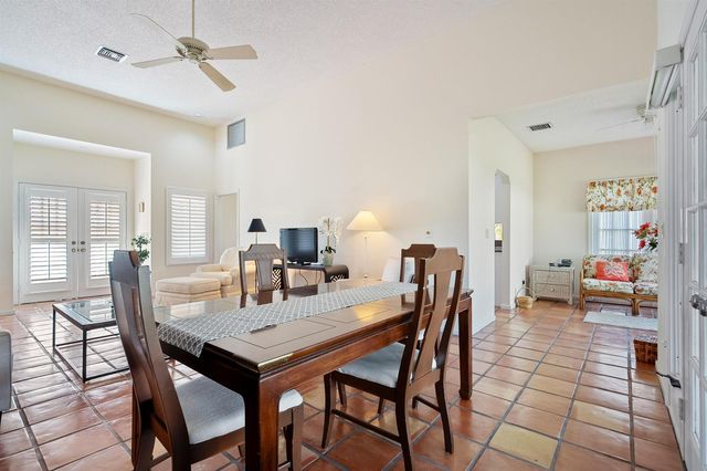 5361 SE Merion Way, Stuart, FL 34997