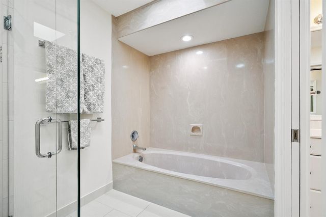 5361 SE Merion Way, Stuart, FL 34997