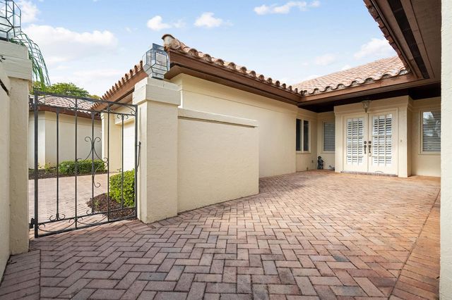 5361 SE Merion Way, Stuart, FL 34997