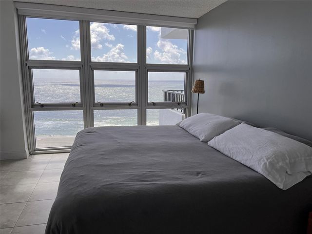 531 N OCEAN Boulevard 1711, Pompano Beach, FL 33062