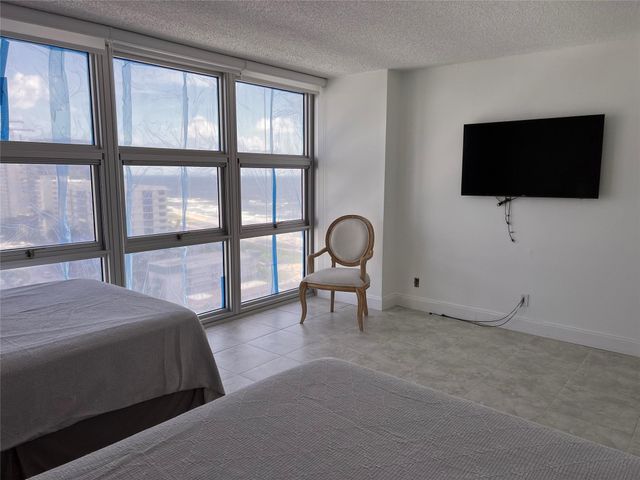 531 N OCEAN Boulevard 1711, Pompano Beach, FL 33062